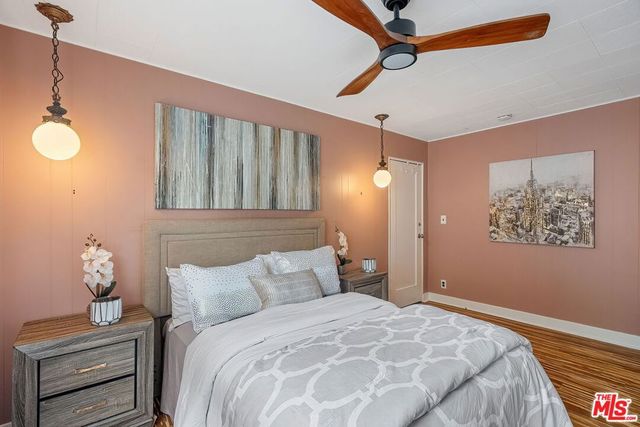 8966 Cadillac Avenue, Los Angeles, CA 90034