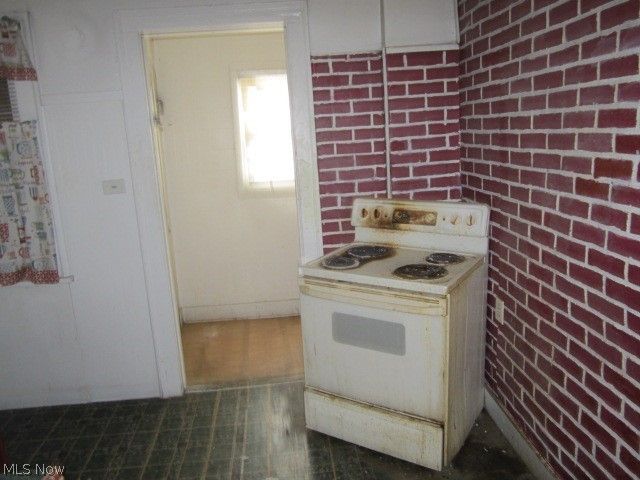 4207 E 146th Street, Cleveland, OH 44128
