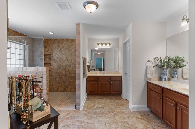 2448 Cove Road, Navarre, FL 32566