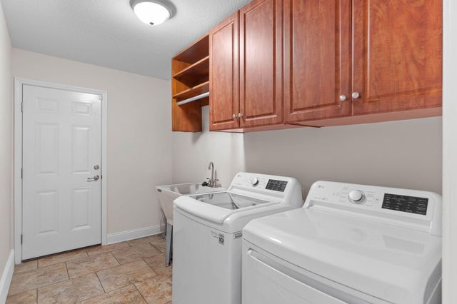 2448 Cove Road, Navarre, FL 32566