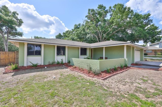 2824 BELLWOOD DRIVE, Brandon, FL 33511