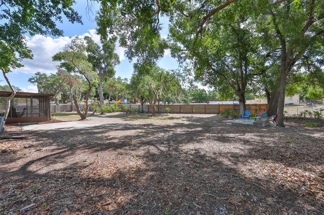 2824 BELLWOOD DRIVE, Brandon, FL 33511