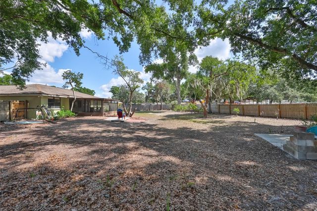 2824 BELLWOOD DRIVE, Brandon, FL 33511