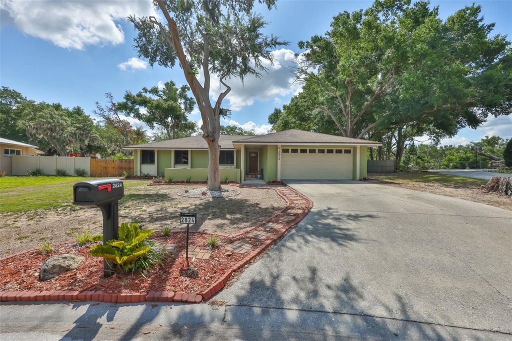 2824 BELLWOOD DRIVE, Brandon, FL 33511