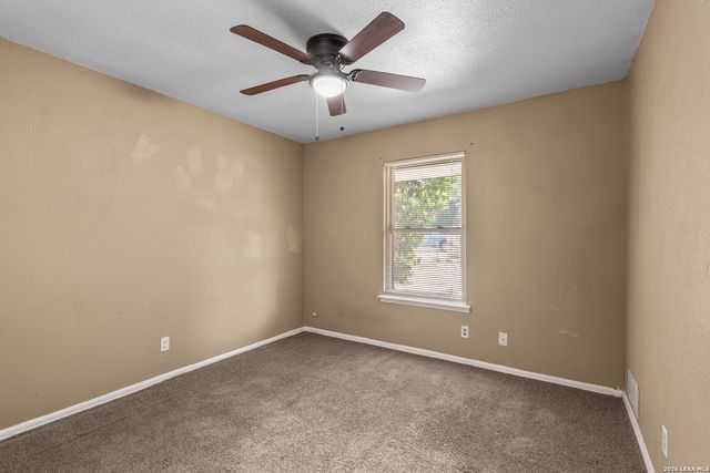 146 Stapleton St, San Antonio, TX 78227