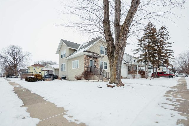 143 E MCWILLIAMS STREET, Fond Du Lac, WI 54935