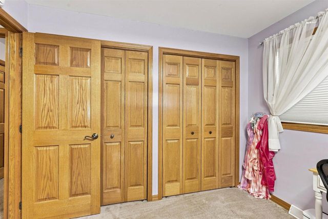 815 ECKARDT COURT, Oshkosh, WI 54902