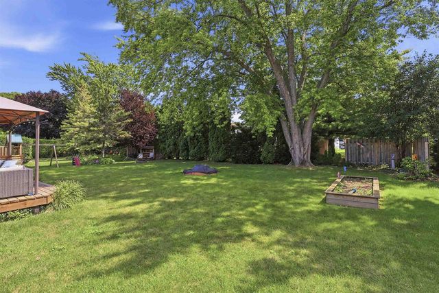 815 ECKARDT COURT, Oshkosh, WI 54902