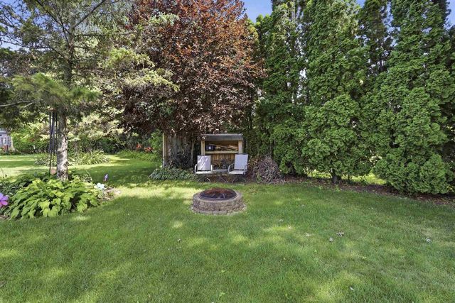 815 ECKARDT COURT, Oshkosh, WI 54902