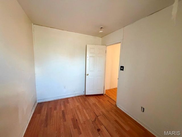 10165 Count Drive, St Louis, MO 63136