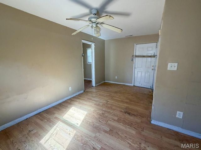10165 Count Drive, St Louis, MO 63136