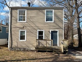10165 Count Drive, St Louis, MO 63136