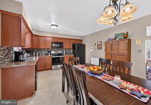 59 FELLOWS DR, Front Royal, VA 22630