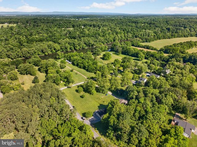 59 FELLOWS DR, Front Royal, VA 22630