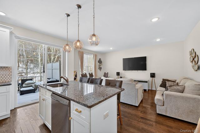 76 Magnolia Park Road, Middletown, NY 10940