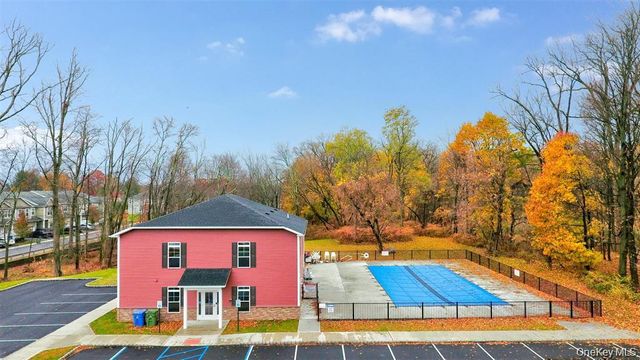 76 Magnolia Park Road, Middletown, NY 10940