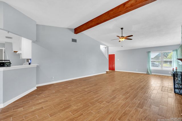 6906 Country Elm, San Antonio, TX 78240