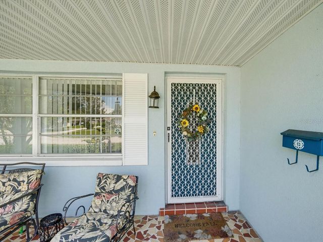 7130 HOLLYBAY ROAD, New Port Richey, FL 34653