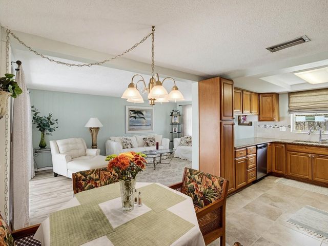 7130 HOLLYBAY ROAD, New Port Richey, FL 34653