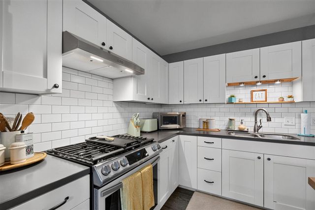2168 New Town Drive, Grand Rapids, MI 49525