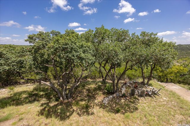 540 HANNAH LN, Boerne, TX 78006