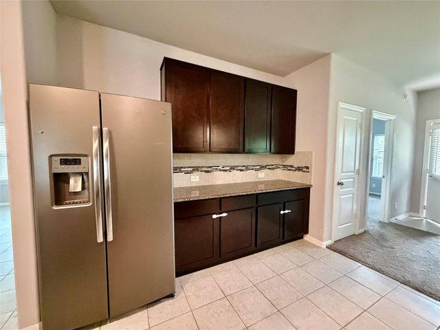 18665 Legend Oaks Drive, Magnolia, TX 77355