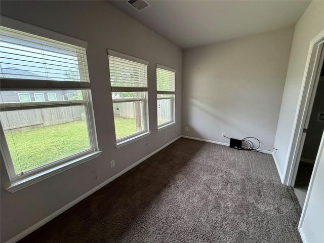 18665 Legend Oaks Drive, Magnolia, TX 77355