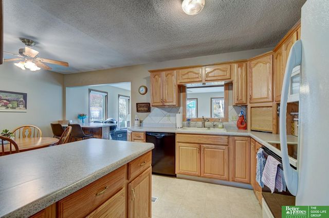 4431 Kirkwood Drive, Lincoln, NE 68516