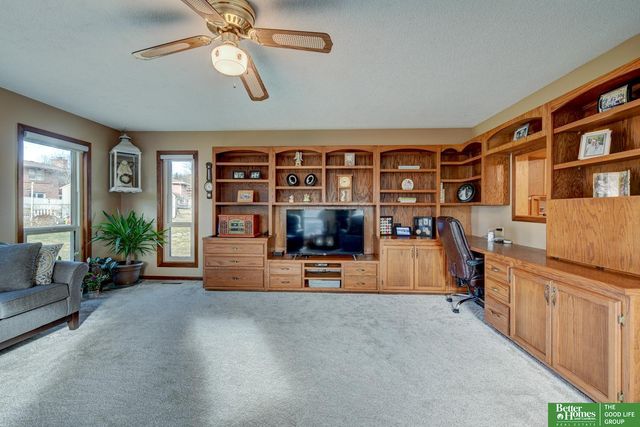 4431 Kirkwood Drive, Lincoln, NE 68516