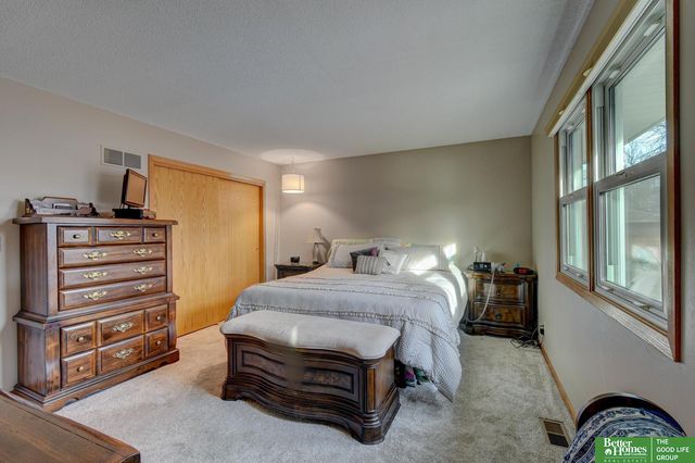 4431 Kirkwood Drive, Lincoln, NE 68516