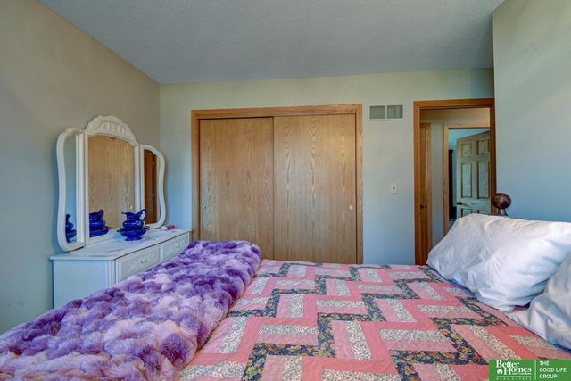 4431 Kirkwood Drive, Lincoln, NE 68516