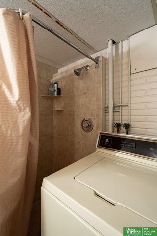 4431 Kirkwood Drive, Lincoln, NE 68516