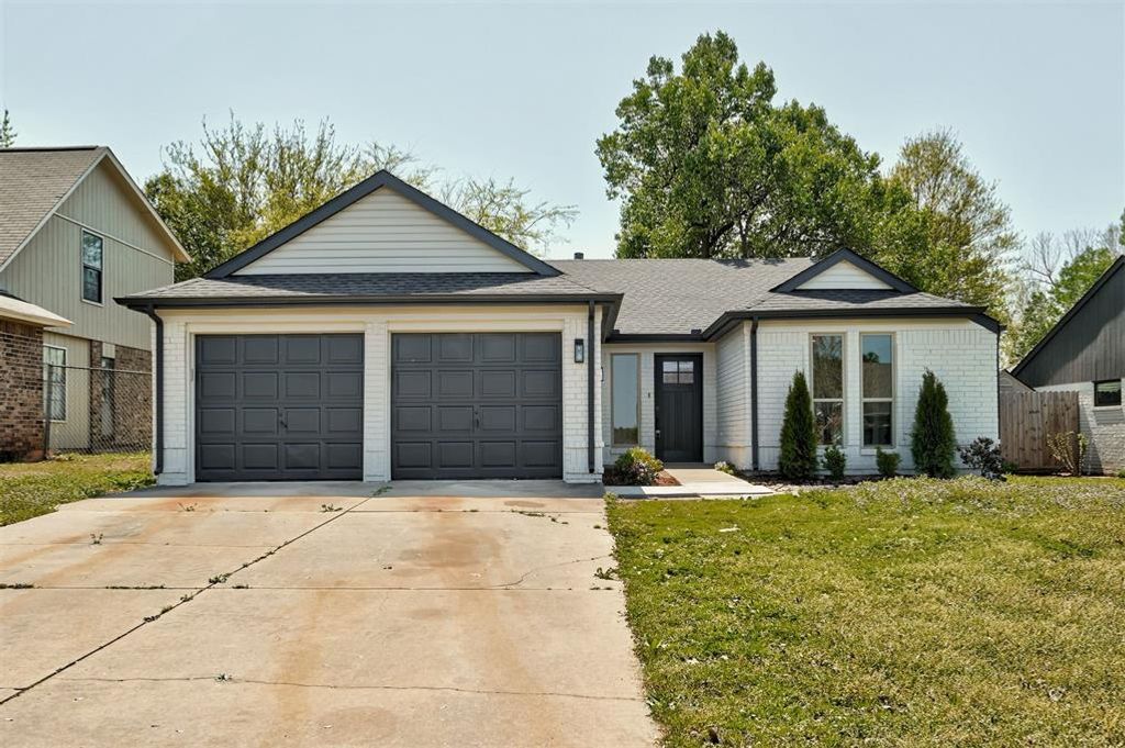 1804 Foxfire Road, Edmond, OK 73003