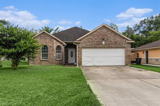 8318 Winthrop Street, Houston, TX 77075