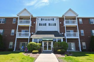 6020 Buckhorn AVENUE #304, Cudahy, WI 53110