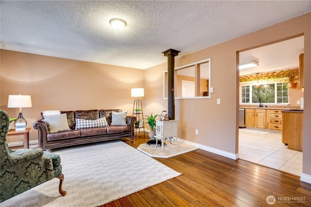 11291 Cooper Avenue SW, Port Orchard, WA 98367