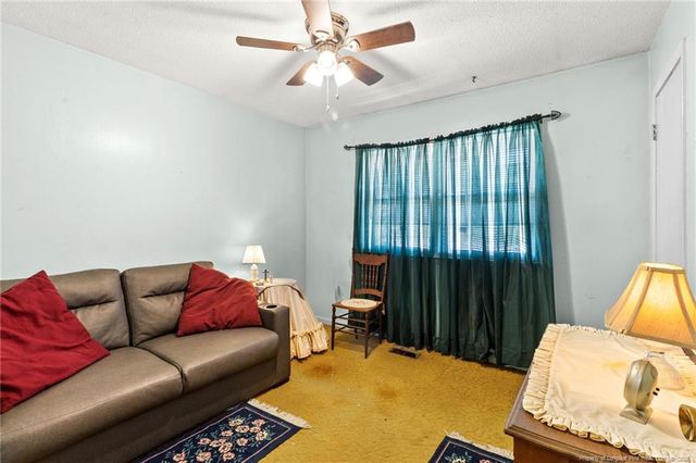 825 Fresno Drive, Fayetteville, NC 28303