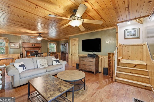 306 Tranquility Place, Lakemont, GA 30552