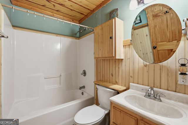 306 Tranquility Place, Lakemont, GA 30552