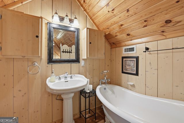 306 Tranquility Place, Lakemont, GA 30552