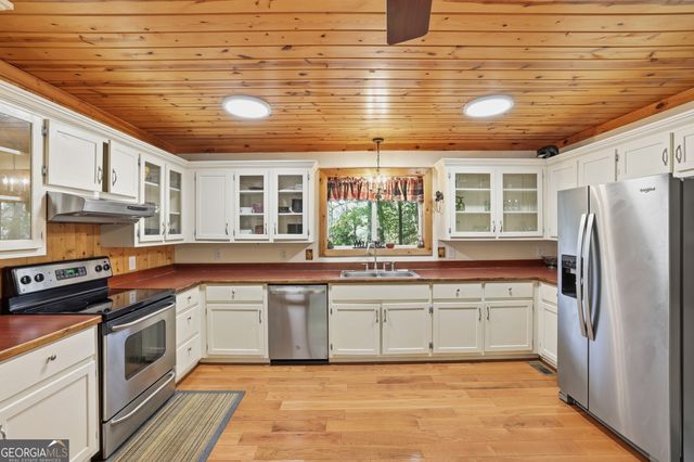 306 Tranquility Place, Lakemont, GA 30552