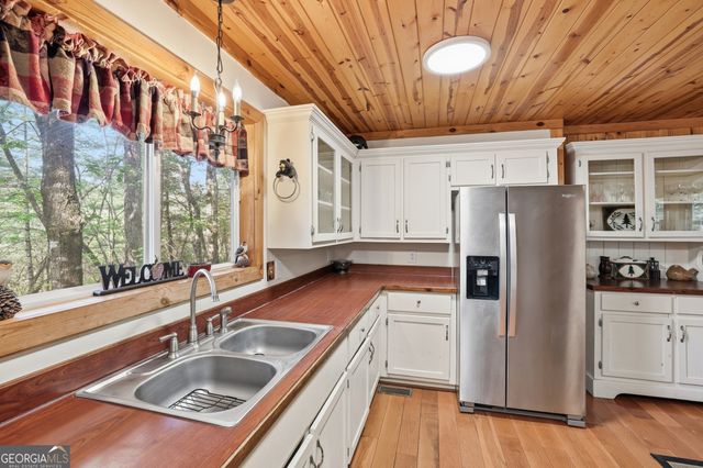 306 Tranquility Place, Lakemont, GA 30552