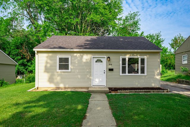 916 N Independence Avenue, Rockford, IL 61101