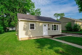 916 N Independence Avenue, Rockford, IL 61101