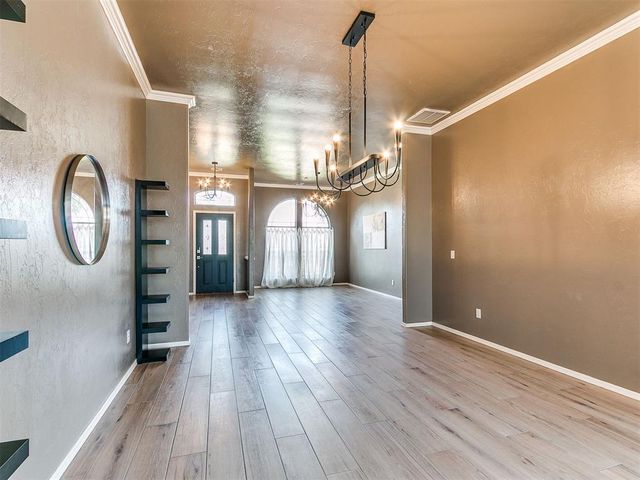 9025 SW 22nd Terrace, Oklahoma City, OK 73128