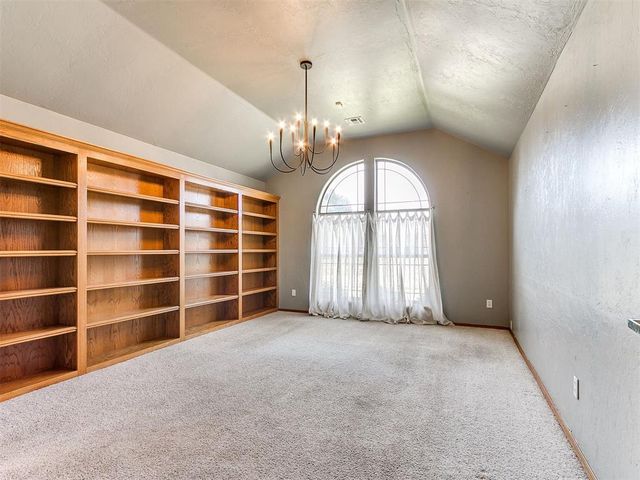 9025 SW 22nd Terrace, Oklahoma City, OK 73128