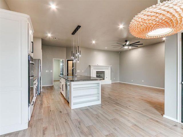 9025 SW 22nd Terrace, Oklahoma City, OK 73128