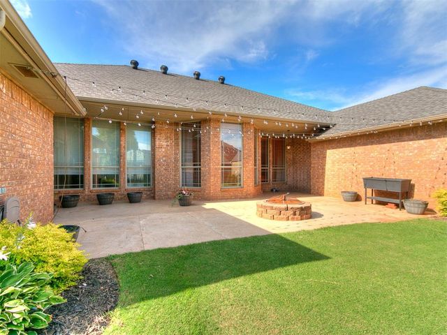 9025 SW 22nd Terrace, Oklahoma City, OK 73128