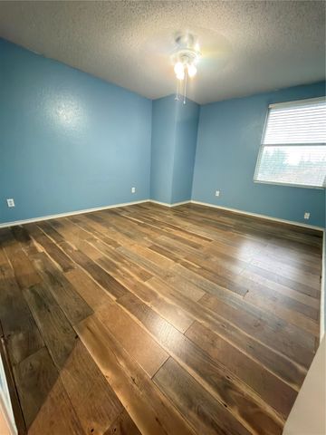 2032 Cap Rock Lane, Grand Prairie, TX 75052