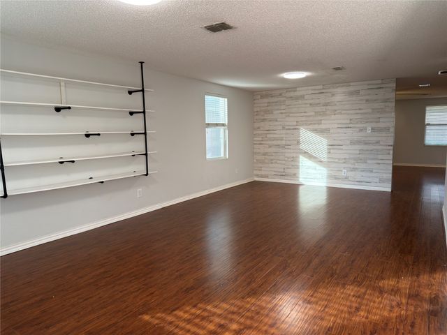 2032 Cap Rock Lane, Grand Prairie, TX 75052